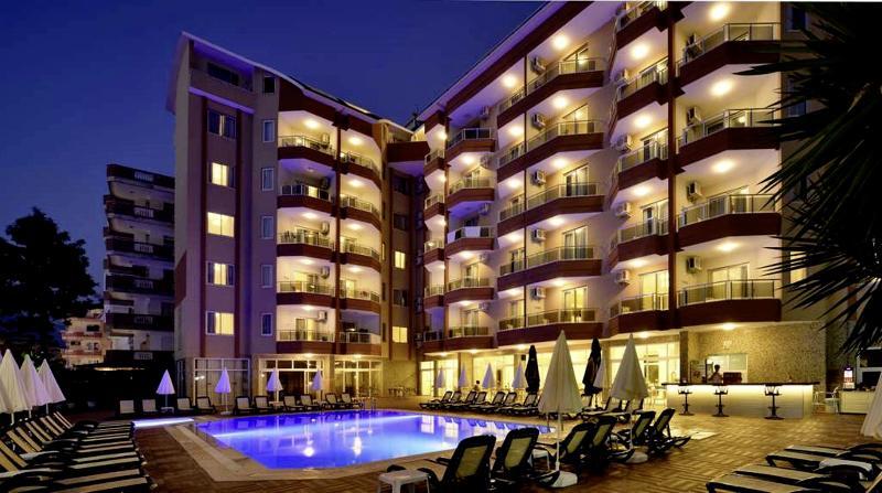 Otel Dolphin Family 3*